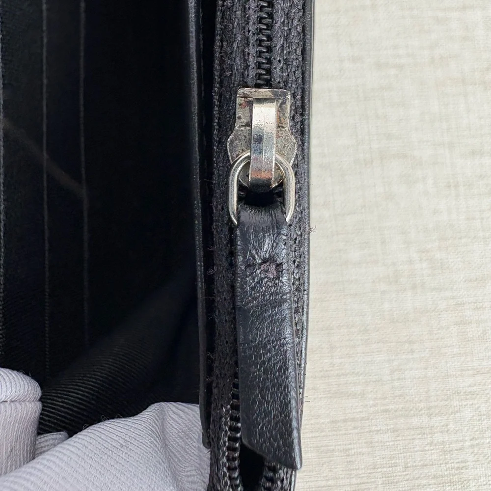 SOLD - CHANEL Wallet on Chain – Black Calfskin, Series 21 (Color Changed) - Picture 16 of 16